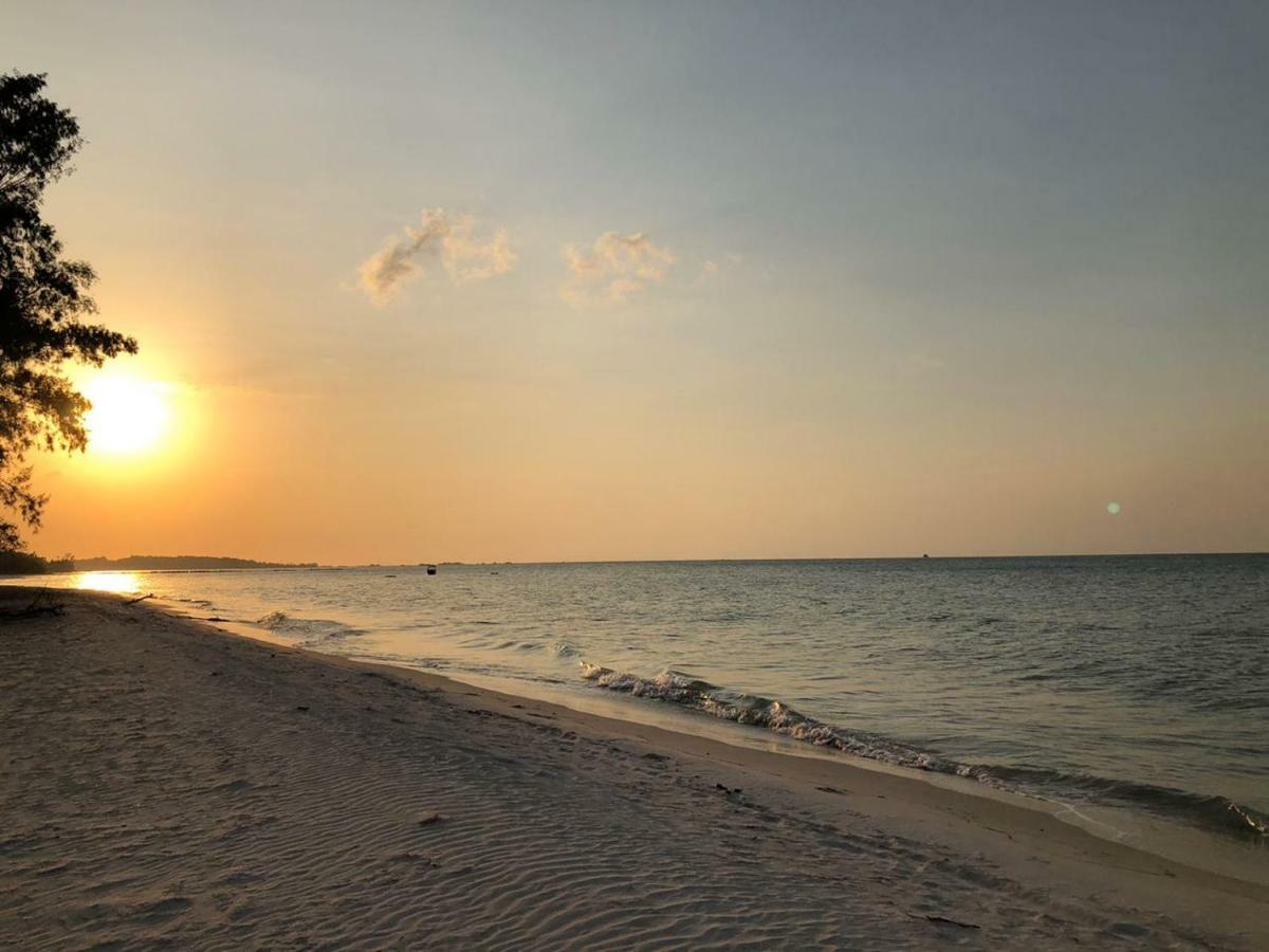 Belitung Holiday Resort Sijuk Luaran gambar